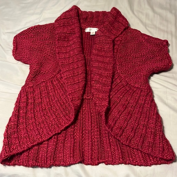 Decree mulberry size L sweater vest top with belt loops - Picture 1 of 3